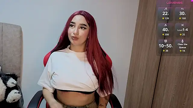 Snapshot of Malory_Tay11 chatting on 04/25/26, 02:25 Malory Tay11 online show from 04/25/26, 02:25