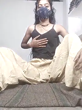 Ranihotbaby789 online show from 05/06/26, 03:39