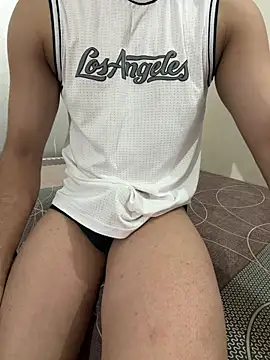 lucky 7inches online show from 06/03/26, 04:23