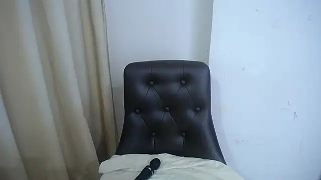 Snapshot of yalachil chatting on 05/14/26, 01:12 yalachil online show from 05/14/26, 01:12