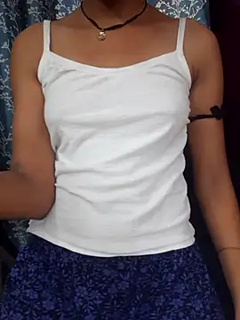 Kamini rani online show from 04/26/26, 08:23