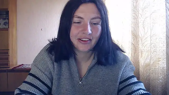 Snapshot of AlinaxJames chatting on 04/21/26, 02:56 AlinaxJames online show from 04/21/26, 02:56
