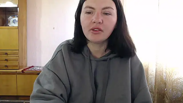 Snapshot of AlinaxJames chatting on 04/29/26, 07:45 AlinaxJames online show from 04/29/26, 07:45