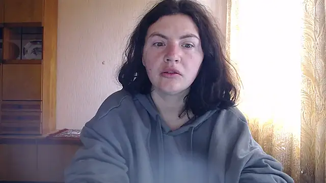 Snapshot of AlinaxJames chatting on 05/11/26, 07:14 AlinaxJames online show from 05/11/26, 07:14