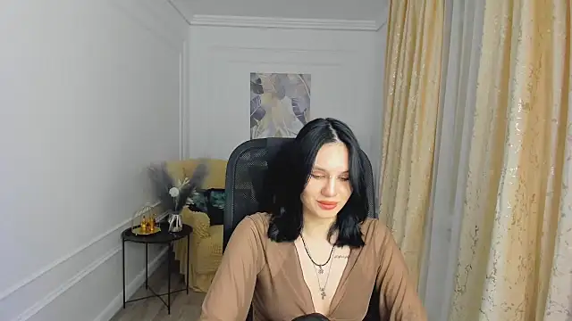 AlicePertim online show from 06/19/26, 06:34