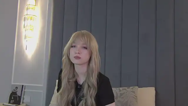 Snapshot of MayBerger chatting on 04/20/26, 06:38 MayBerger online show from 04/20/26, 06:38