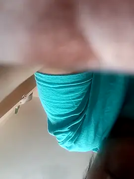 Snapshot of tamil_thamaraiselvi chatting on 04/22/26, 03:57 tamil thamaraiselvi online show from 04/22/26, 03:57