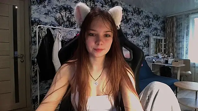 Snapshot of Princess_Mira chatting on 07/18/26, 10:41 Princess Mira online show from 07/18/26, 10:41