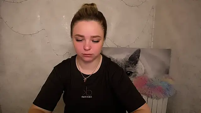 NicoleAura online show from 06/05/26, 08:20