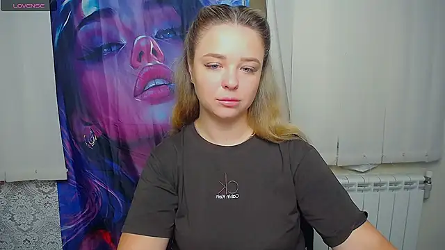 NicoleAura online show from 06/25/26, 05:34