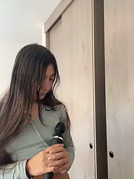 Snapshot of Soffy_20 chatting on 04/20/26, 06:31 Soffy 20 online show from 04/20/26, 06:31