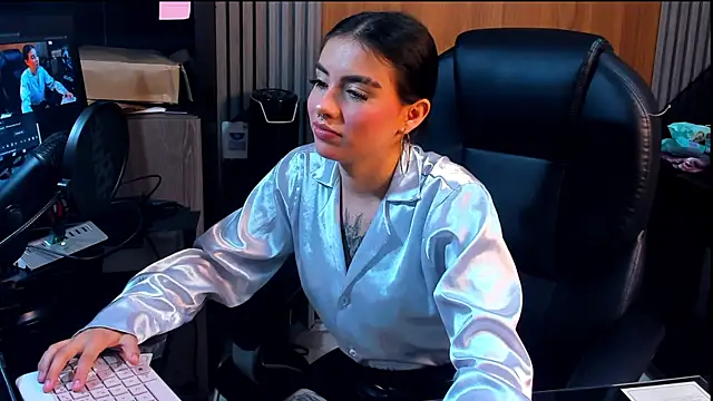isabella hv online show from 06/03/26, 08:03