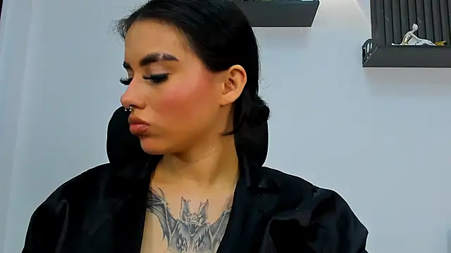isabella hv online show from 07/19/26, 02:04
