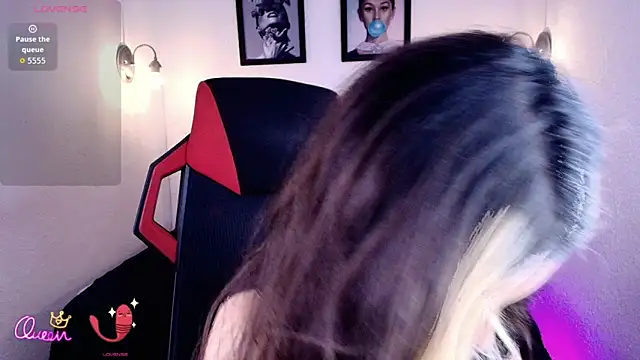 aliceinflames online show from 05/15/26, 09:22