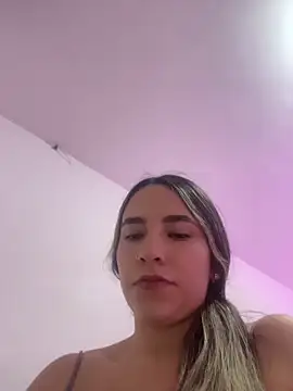 JUANITA07 online show from 06/03/26, 12:30