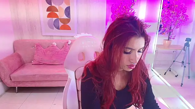 Sofi monroeee online show from 05/05/26, 06:49