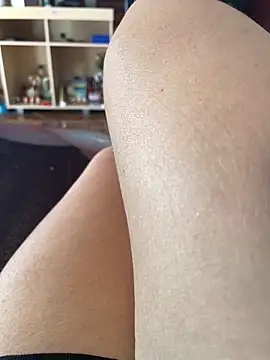 Snapshot of apertadinha_do_corno chatting on 04/20/26, 06:42 apertadinha do corno online show from 04/20/26, 06:42