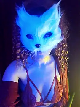 Snapshot of lilianroses chatting on 04/20/26, 09:27 lilianroses online show from 04/20/26, 09:27