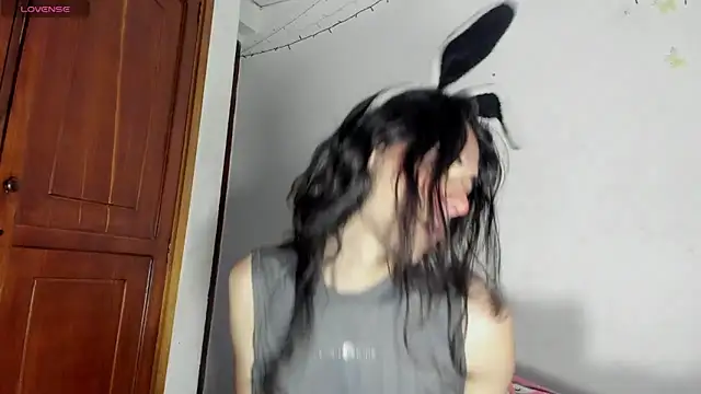 melany filly online show from 05/11/26, 10:43