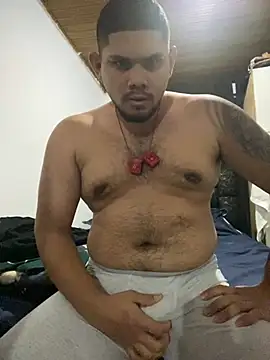 Snapshot of Andrew2428 chatting on 04/20/26, 12:13 Andrew2428 online show from 04/20/26, 12:13