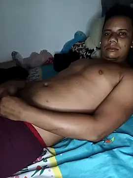 ReinaldoZapata online show from 04/29/26, 03:27