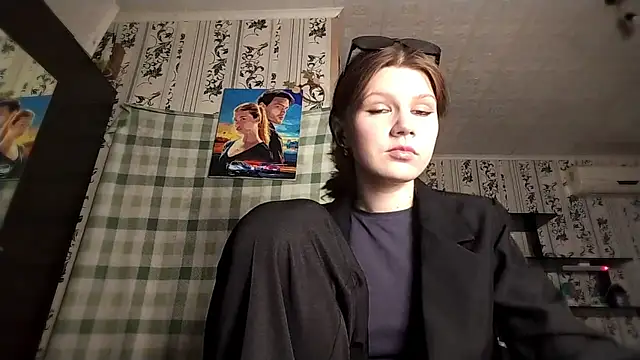 Snapshot of SharyLoughty chatting on 05/02/26, 04:23 SharyLoughty online show from 05/02/26, 04:23