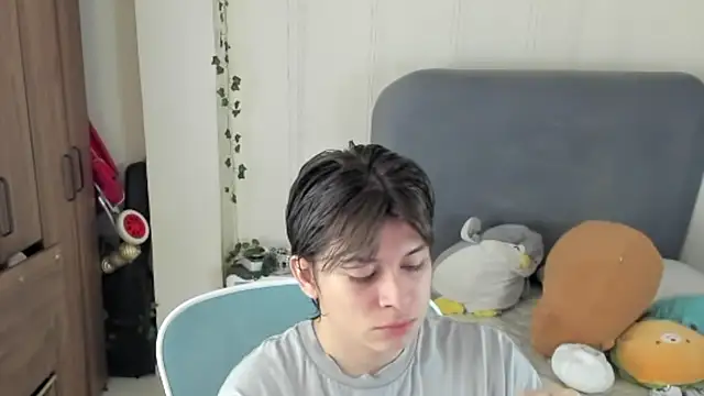 Snapshot of Felixzyn chatting on 07/24/26, 07:23 Felixzyn online show from 07/24/26, 07:23