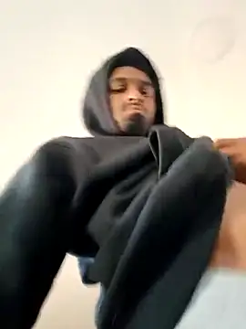 Maniac42024 online show from 04/18/26, 03:05