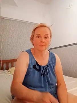Snapshot of Svetlysvet chatting on 06/29/26, 11:10 Svetlysvet online show from 06/29/26, 11:10