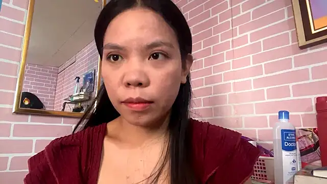 Snapshot of HortenciaBarwell chatting on 04/20/26, 05:54 HortenciaBarwell online show from 04/20/26, 05:54