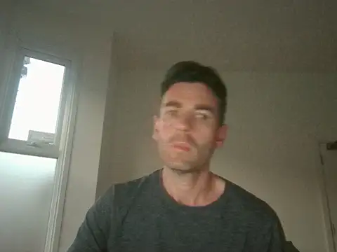 frenchbdmaninlondon online show from 07/12/26, 08:22