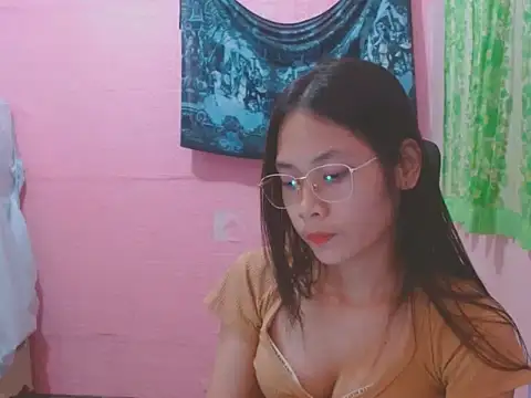 Sweetsexylady19 online show from 05/17/26, 01:18