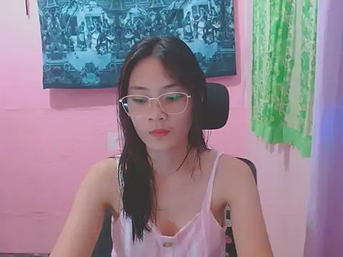 Sweetsexylady19 online show from 05/29/26, 04:10