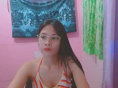 Sweetsexylady19 online show from 06/05/26, 04:08