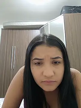 Snapshot of eline01 chatting on 05/15/26, 12:56 eline01 online show from 05/15/26, 12:56