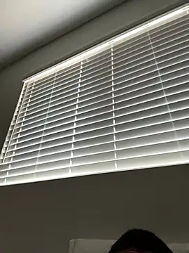 Snapshot of John_strokz chatting on 04/18/26, 04:11 John strokz online show from 04/18/26, 04:11