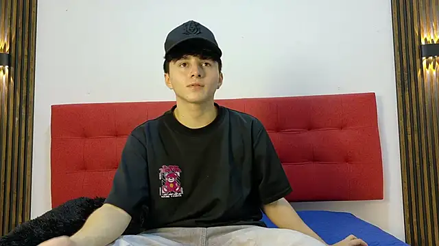LunayDream online show from 04/30/26, 11:16