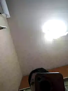 duozhi125216 online show from 04/19/26, 12:37