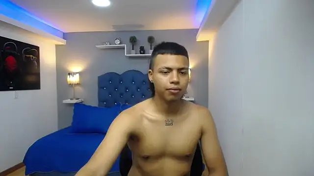 Snapshot of jacke_stonne_ chatting on 04/20/26, 01:14 jacke stonne online show from 04/20/26, 01:14