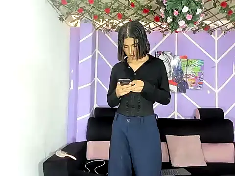 DAHNE HOT  online show from 05/11/26, 07:11