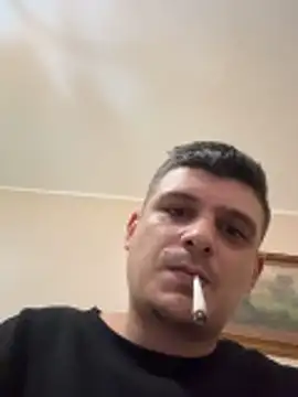 Snapshot of lillokkak chatting on 04/19/26, 11:18 lillokkak online show from 04/19/26, 11:18