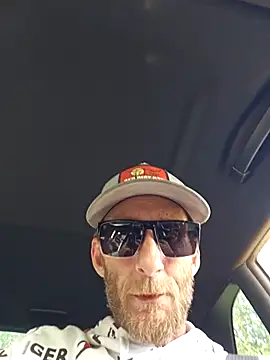 Snapshot of BigDaddy_200012 chatting on 04/19/26, 07:16 BigDaddy 200012 online show from 04/19/26, 07:16