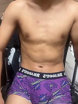 sooooi9654 online show from 04/19/26, 10:14