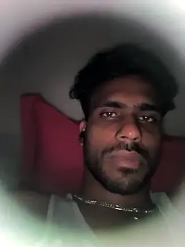 Snapshot of Amrajul332 chatting on 04/19/26, 04:39 Amrajul332 online show from 04/19/26, 04:39