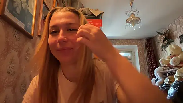 Snapshot of MandyVandy chatting on 04/21/26, 04:41 MandyVandy online show from 04/21/26, 04:41