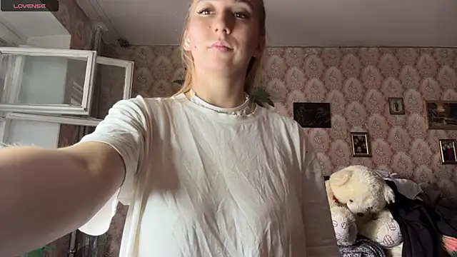 MandyVandy online show from 05/24/26, 05:56