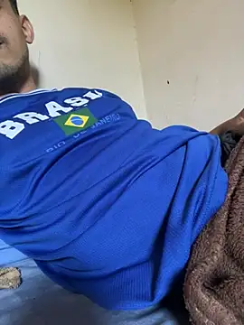 Snapshot of Submgay chatting on 04/20/26, 11:02 Submgay online show from 04/20/26, 11:02