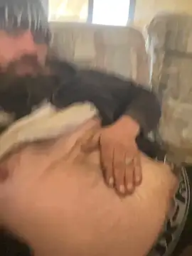 Snapshot of cozzy42 chatting on 04/19/26, 03:22 cozzy42 online show from 04/19/26, 03:22