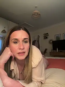 Snapshot of Darcycityx chatting on 04/21/26, 07:17 Darcycityx online show from 04/21/26, 07:17