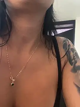 Snapshot of ADARA712 chatting on 04/19/26, 05:34 ADARA712 online show from 04/19/26, 05:34